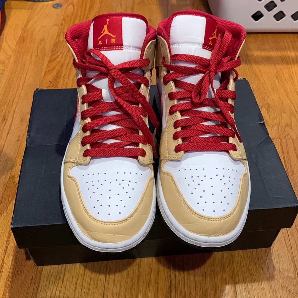Jordan 1 mids light curry cardinals